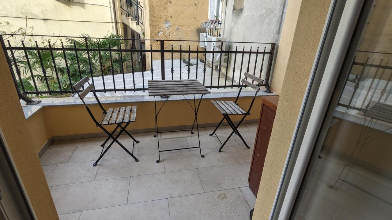 Olea Apartments Piran Bagian luar foto